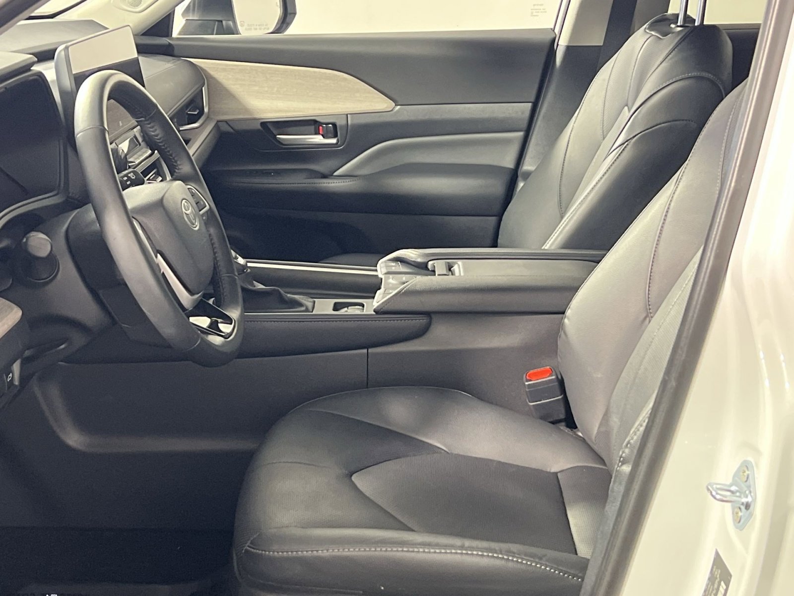 Used 2025 Toyota Grand Highlander Limited image 13