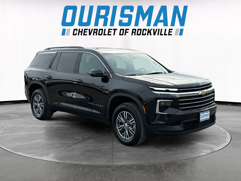 Used 2024 Chevrolet Traverse LT