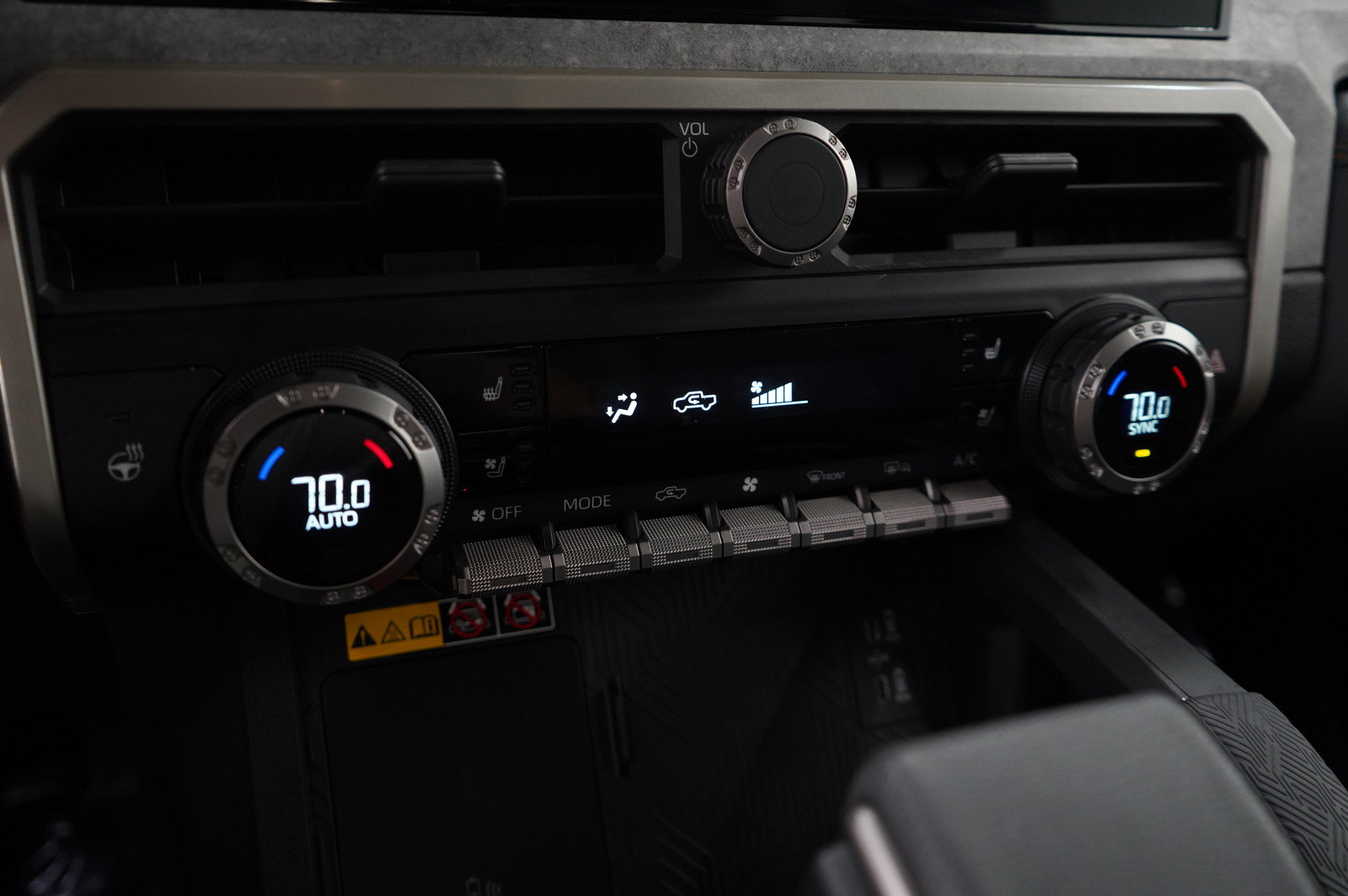 Used 2024 Toyota Tacoma Trailhunter image 23