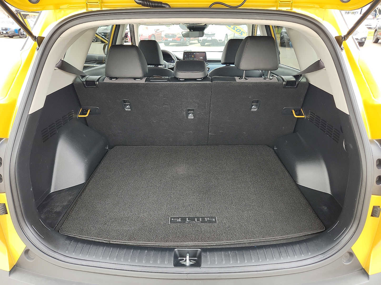 Used 2022 Kia Seltos Nightfall Edition image 28