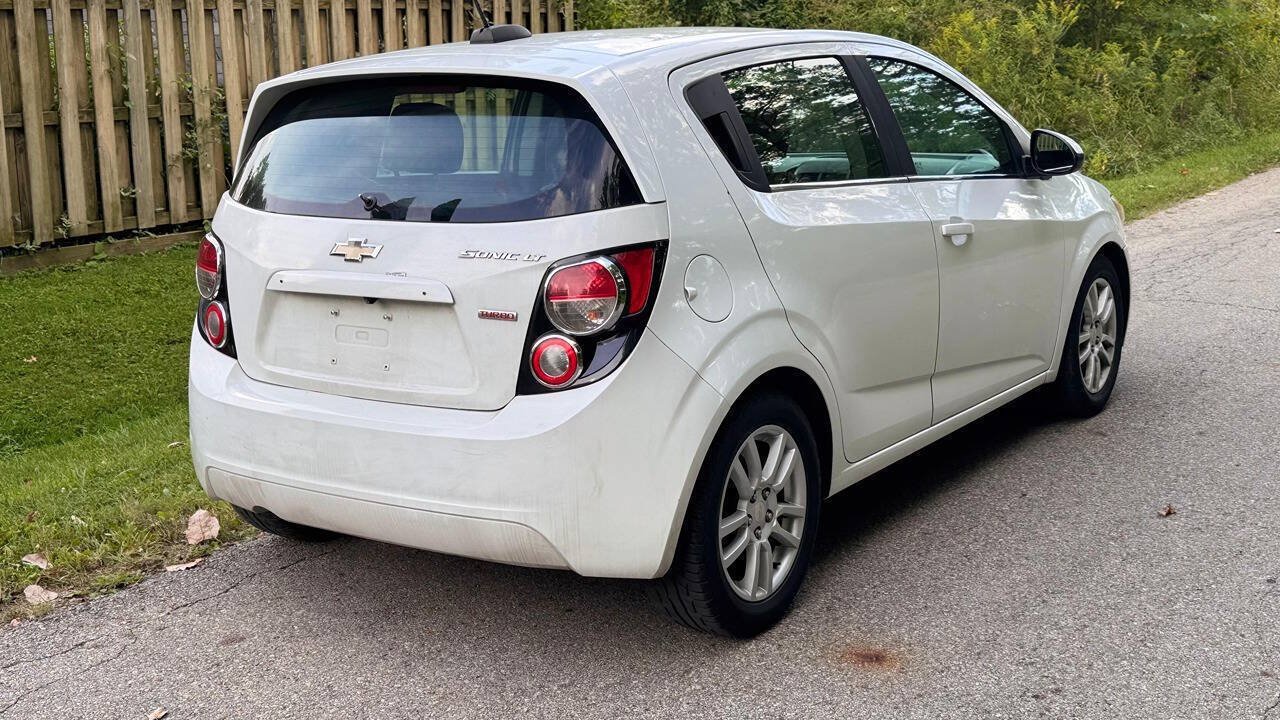 Used 2015 Chevrolet Sonic LT w/ Fun and Sun Package FWD image 7