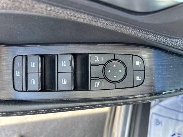 Used 2021 Nissan Rogue SV FWD image 19