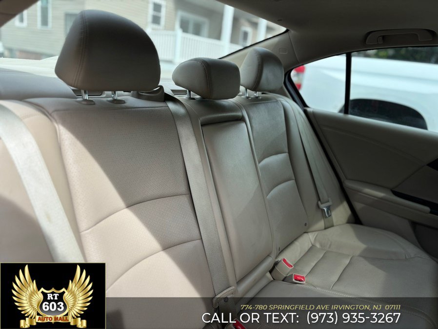 Used 2017 Honda Accord EX-L image 10