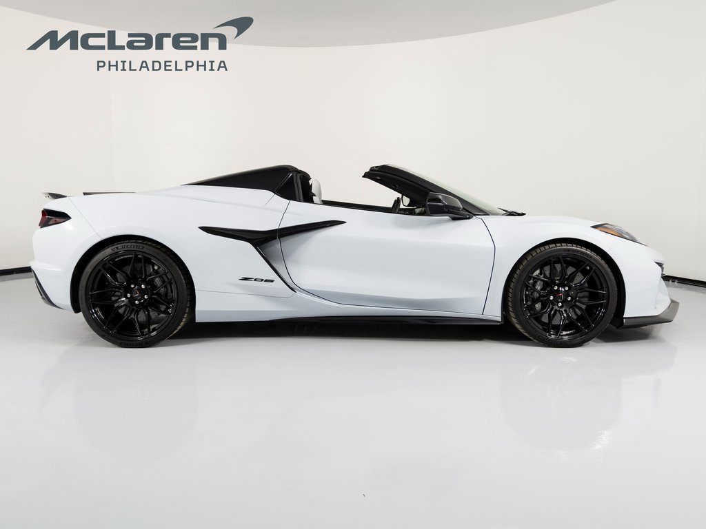 Used 2024 Chevrolet Corvette Z06 w/ Battery Protection Package image 5