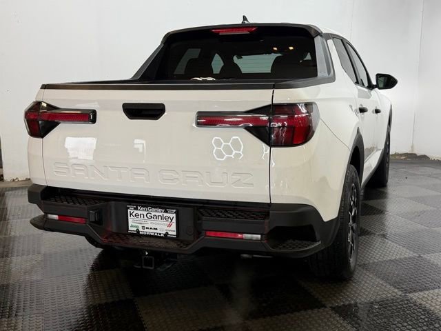 Used 2023 Hyundai Santa Cruz SEL image 11