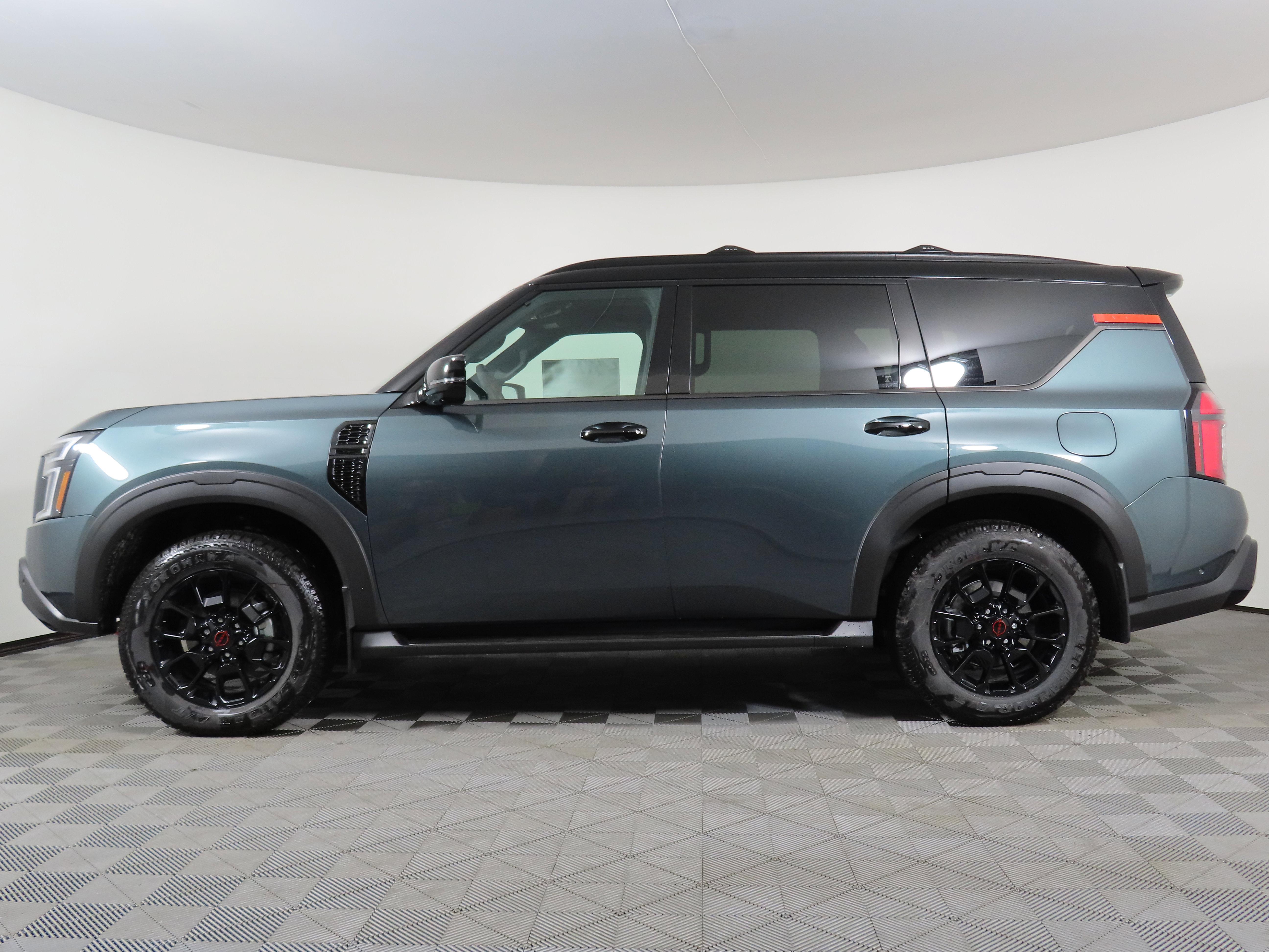 New 2026 Nissan Armada PRO-4X image 15