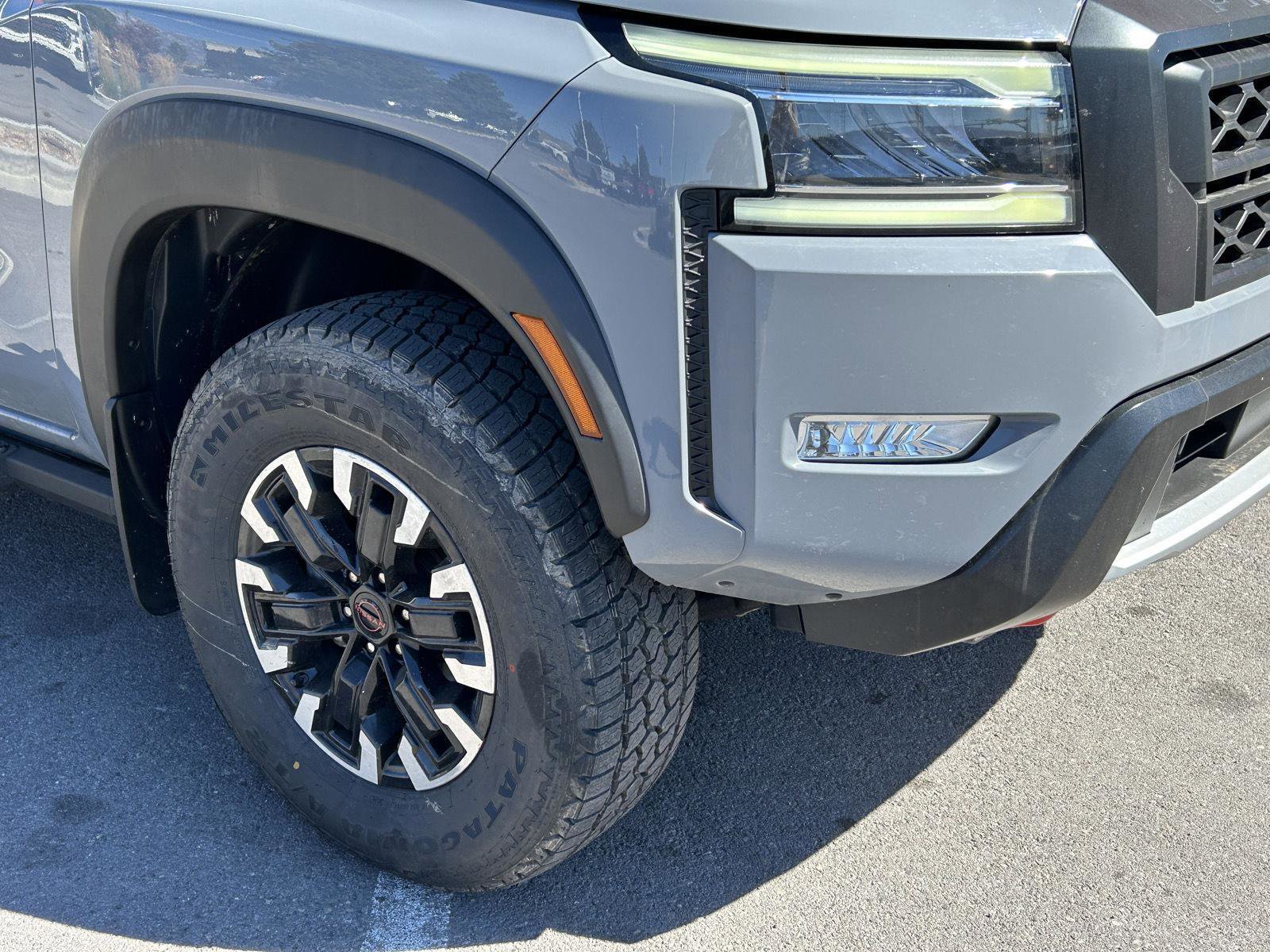 Used 2022 Nissan Frontier PRO-4X image 7