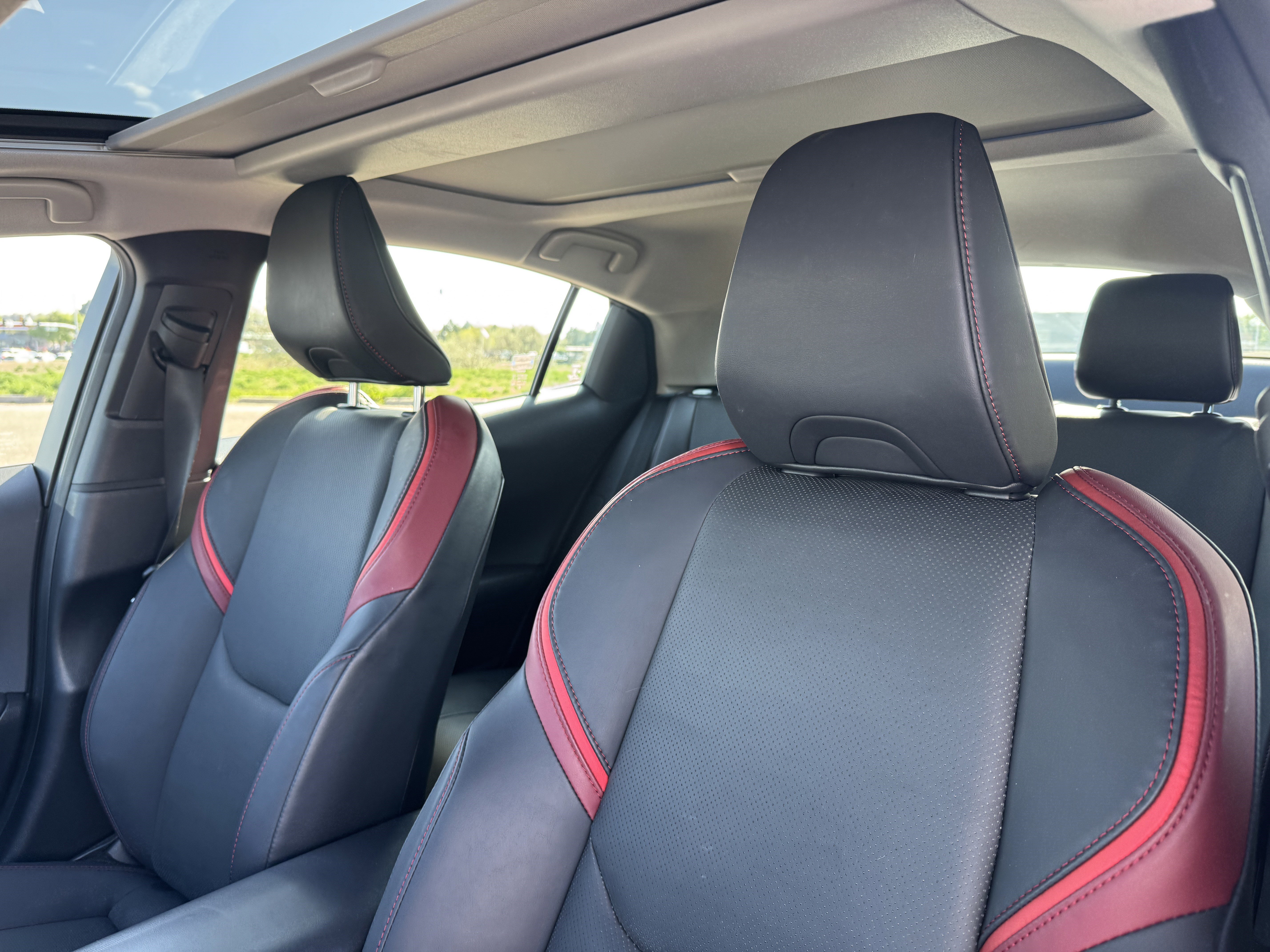 Used 2023 Toyota Prius Prime Premium FWD image 14
