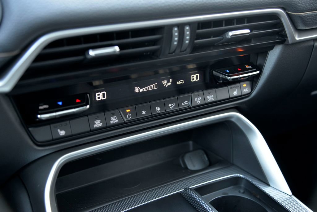 Certified 2024 MAZDA CX-90 Plug-In Hybrid w/ Premium Pkg image 24