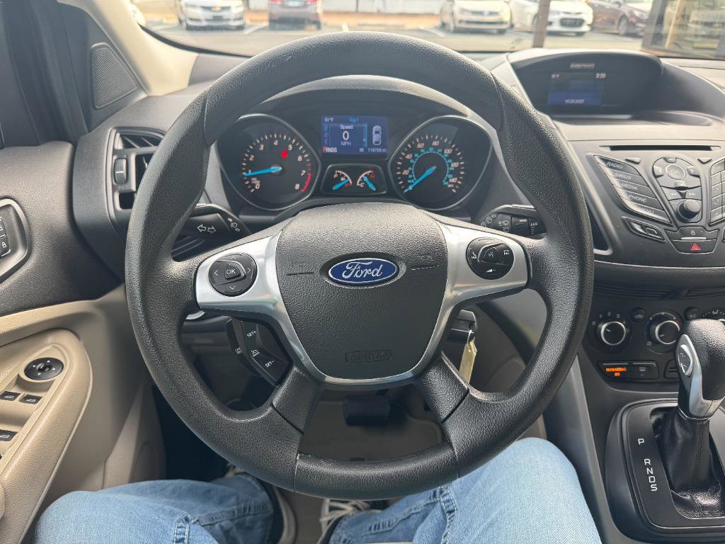 Used 2015 Ford Escape SE image 21