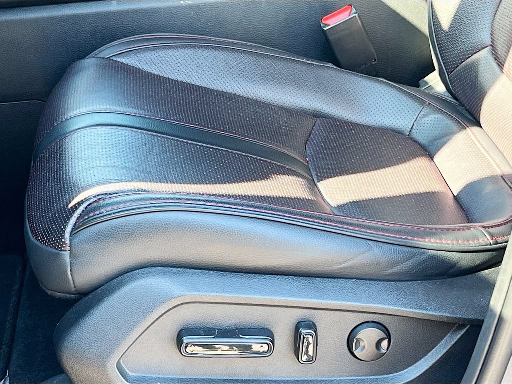 Used 2025 Honda Pilot Black Edition image 20
