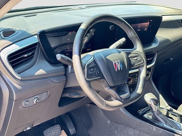 Used 2025 Buick Encore GX Sport Touring w/ Comfort Package image 8