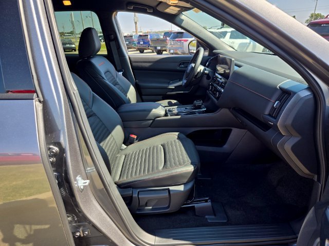 New 2026 Nissan Pathfinder Rock Creek AWD/4WD image 9