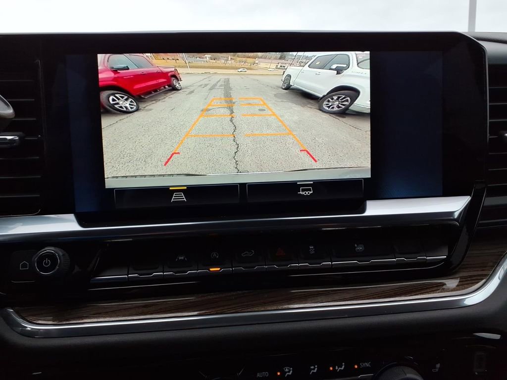 Used 2023 Chevrolet Silverado 1500 LT image 27