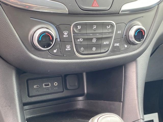 Certified 2019 Chevrolet Equinox LT image 12