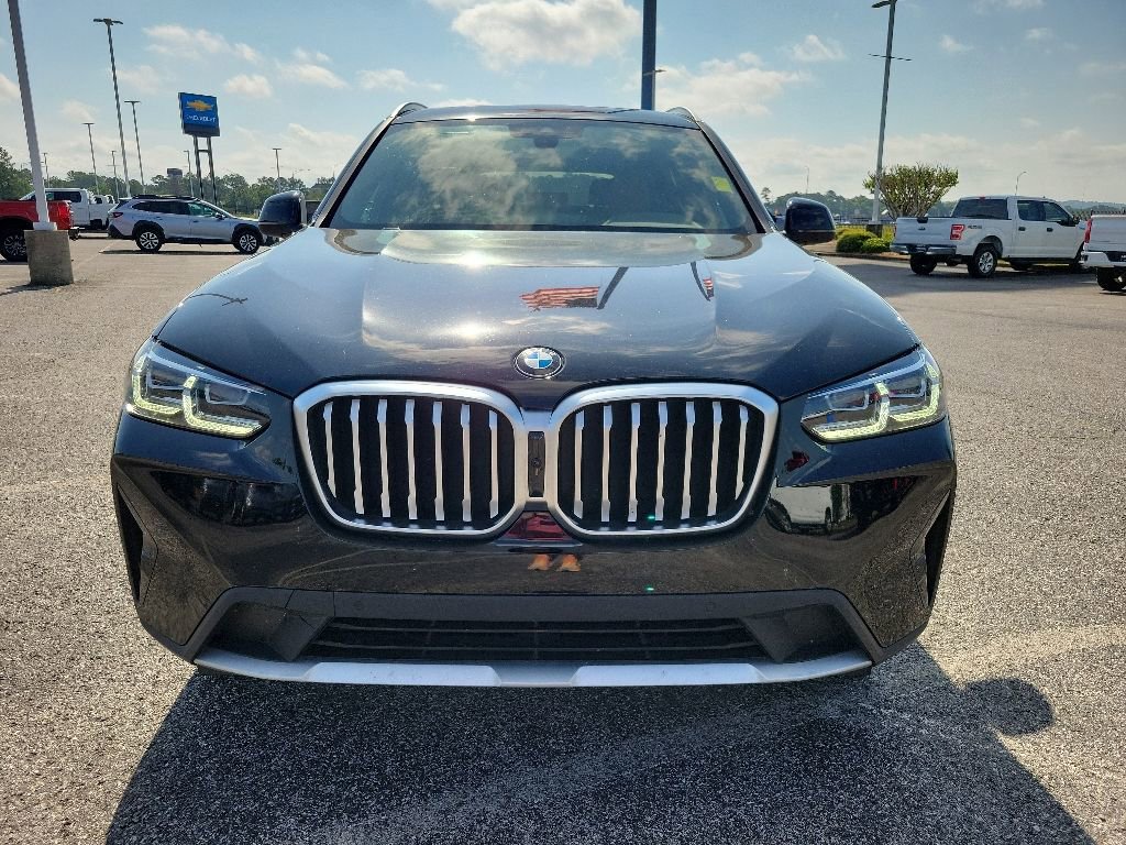 Used 2023 BMW X3 xDrive30i w/ Premium Package AWD/4WD image 2