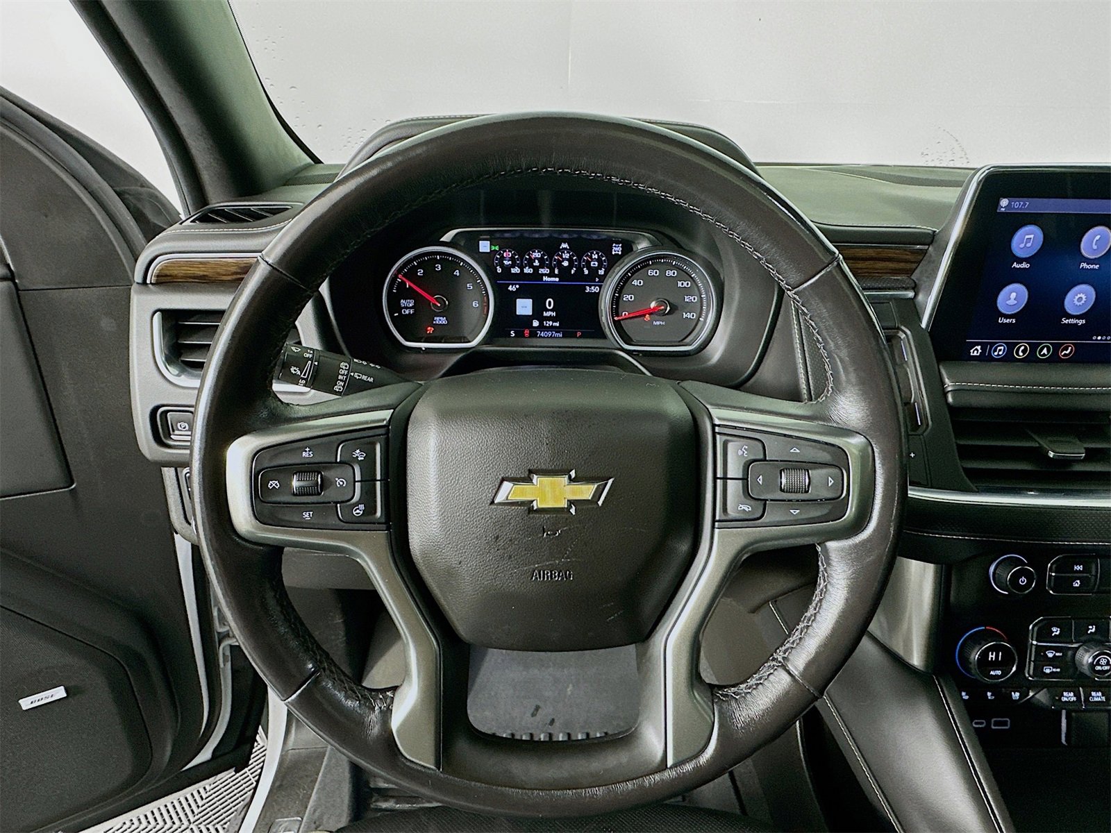 Used 2021 Chevrolet Suburban Premier w/ Premium Package image 11