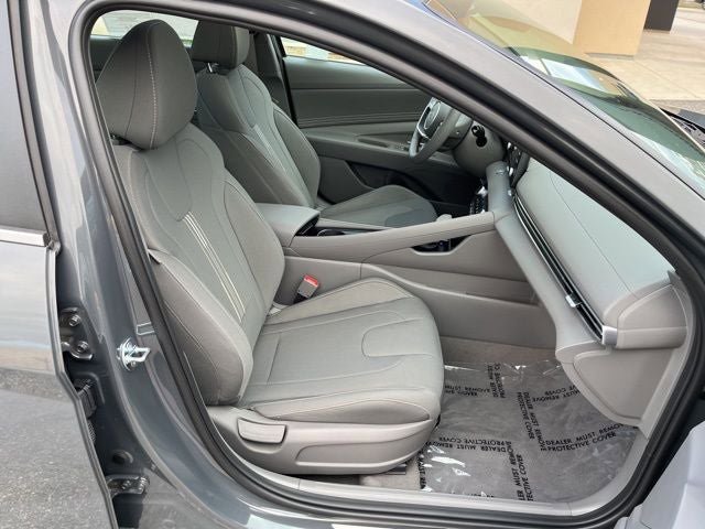 New 2026 Hyundai Elantra SEL Sport Premium image 31