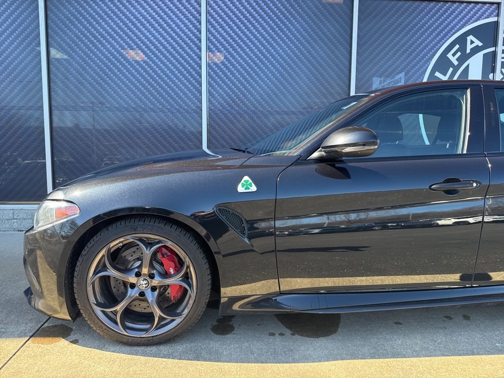 Used 2024 Alfa Romeo Giulia Quadrifoglio w/ Active Assist Plus Package image 15