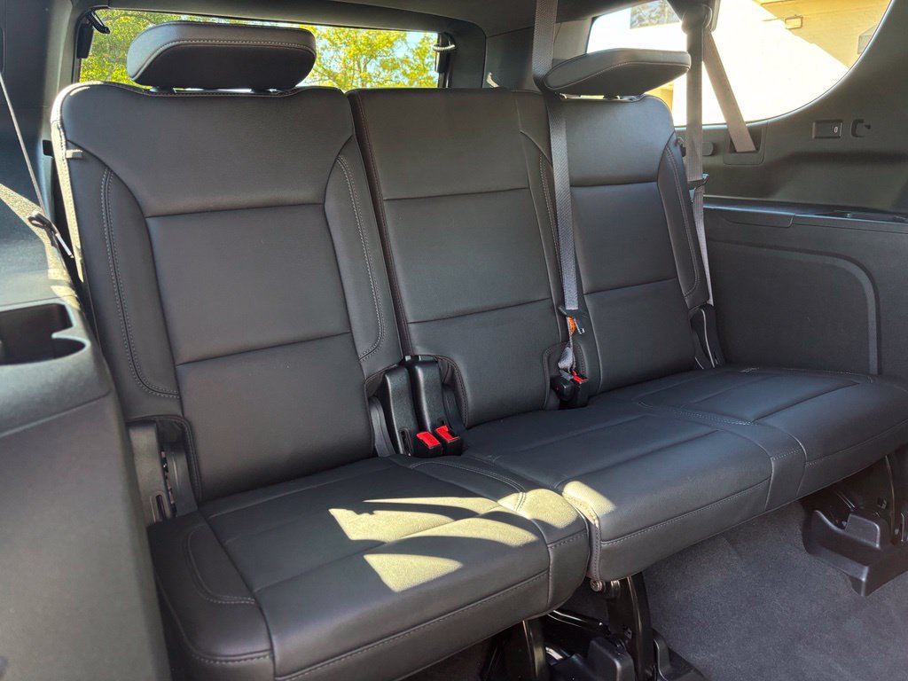 Used 2021 Chevrolet Suburban Z71 AWD/4WD image 28