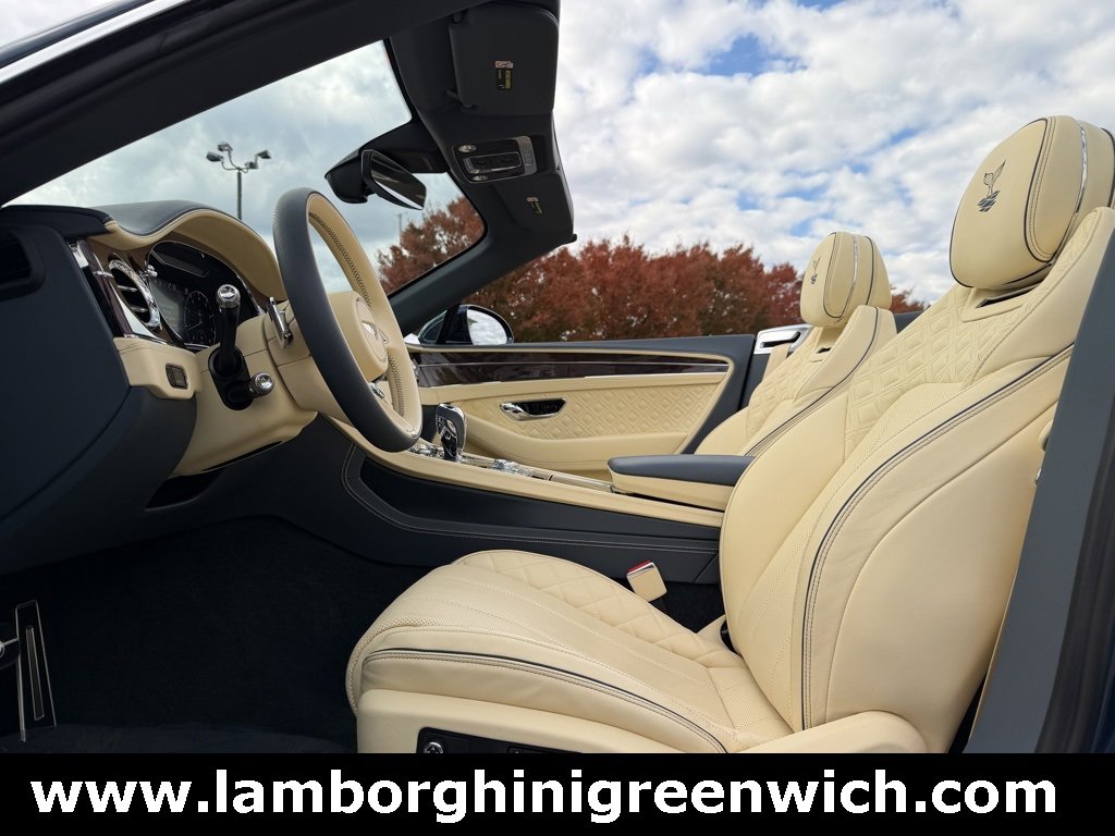 Used 2023 Bentley Continental GT Azure image 35