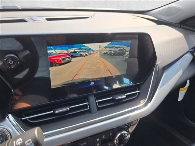 New 2026 Chevrolet Trax LT w/ LT Convenience Package FWD image 14