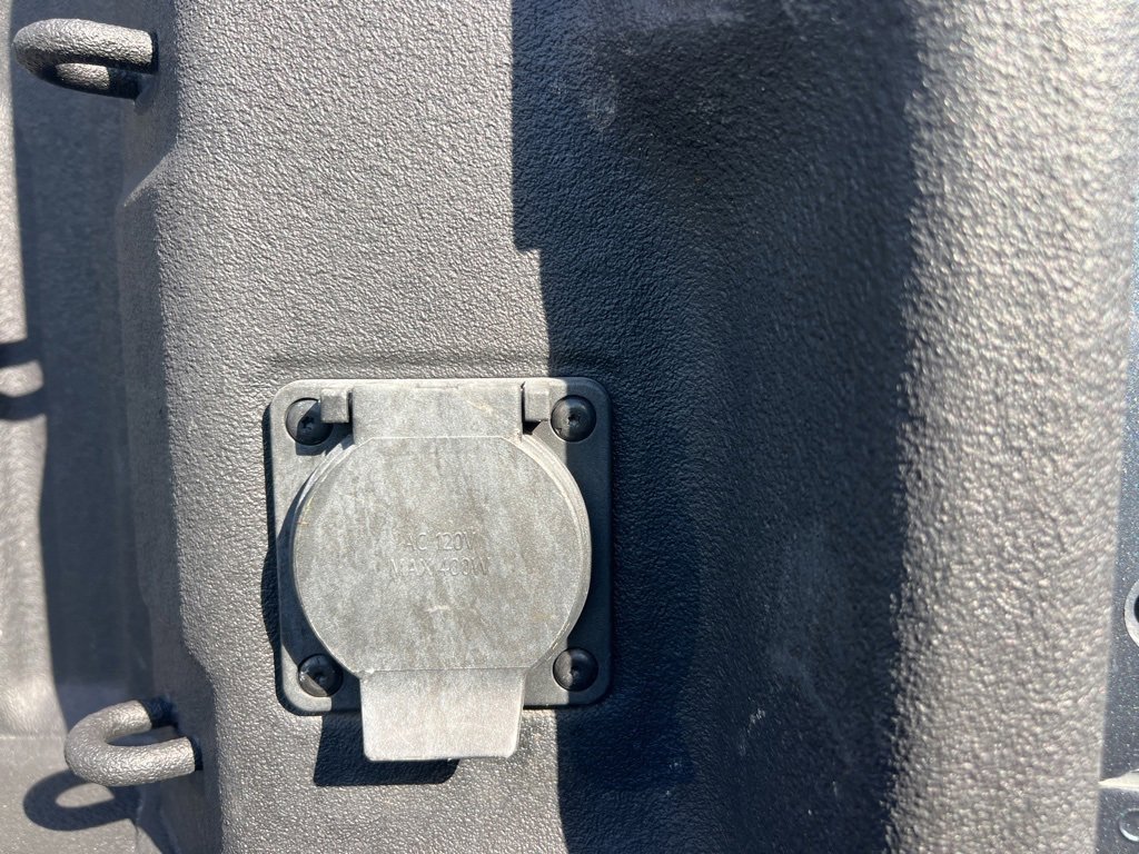 Used 2020 GMC Sierra 2500 AT4 w/ AT4 Premium Package image 27