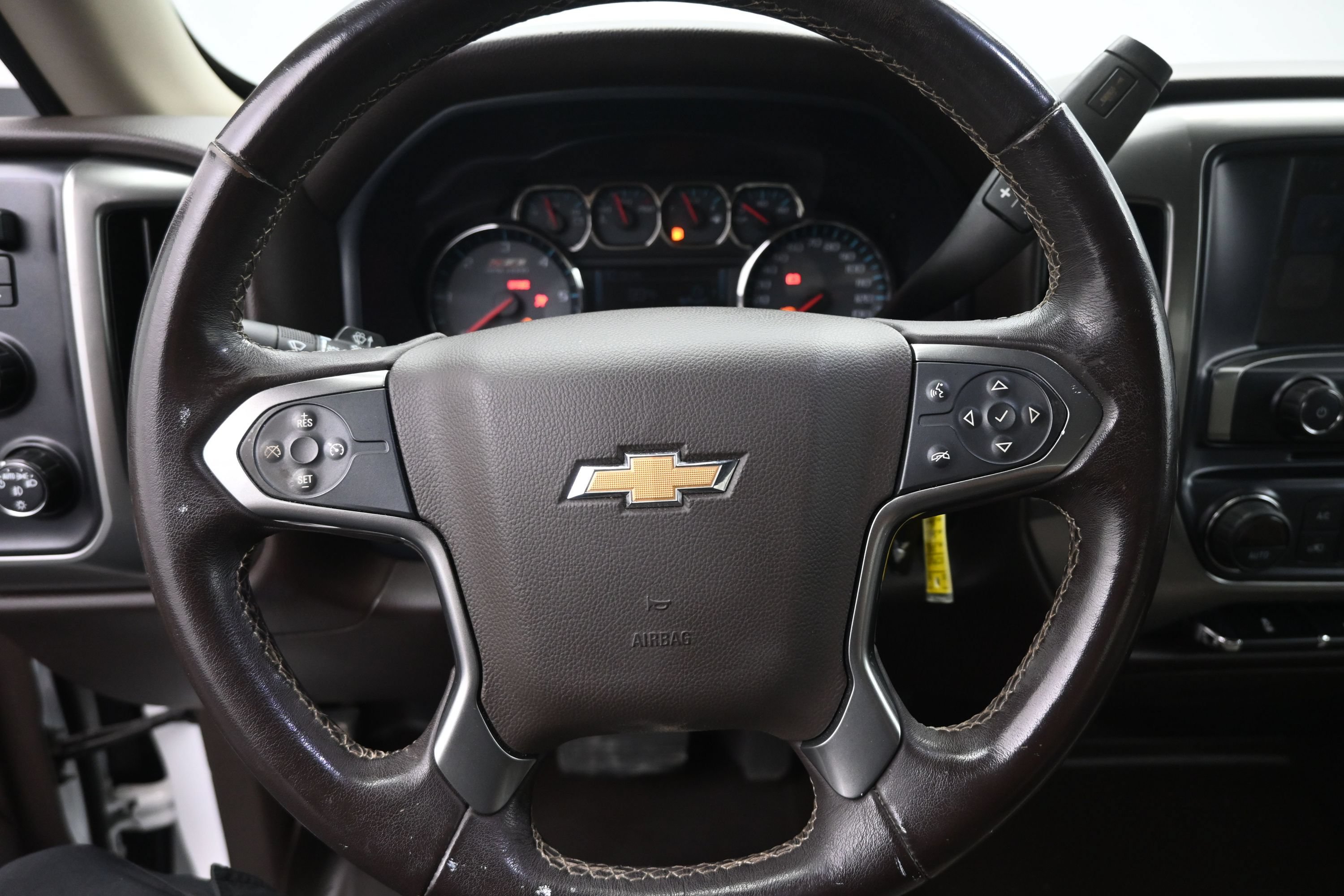 Used 2018 Chevrolet Silverado 1500 LT w/ All Star Edition AWD/4WD image 13