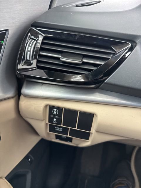 Used 2024 Acura RDX SH-AWD image 11