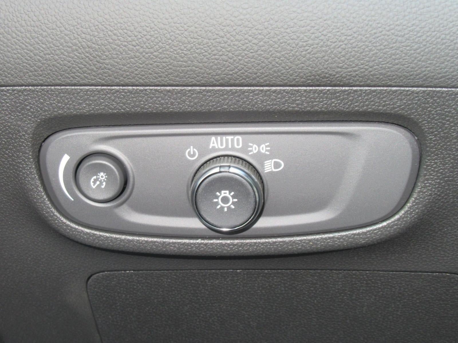 New 2026 Buick Encore GX Avenir w/ Avenir Technology Package FWD image 24