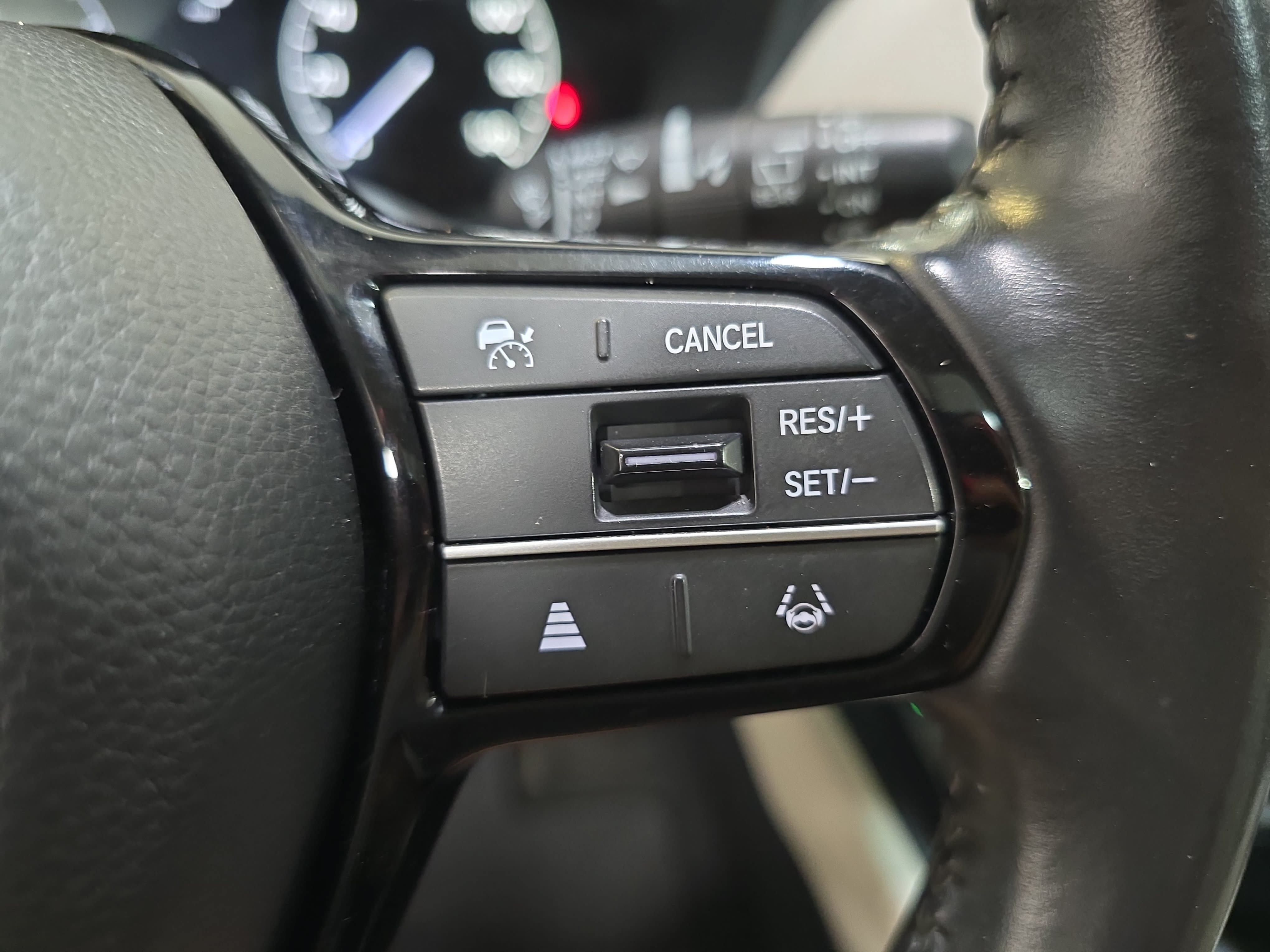 Certified 2024 Honda HR-V EX-L image 15