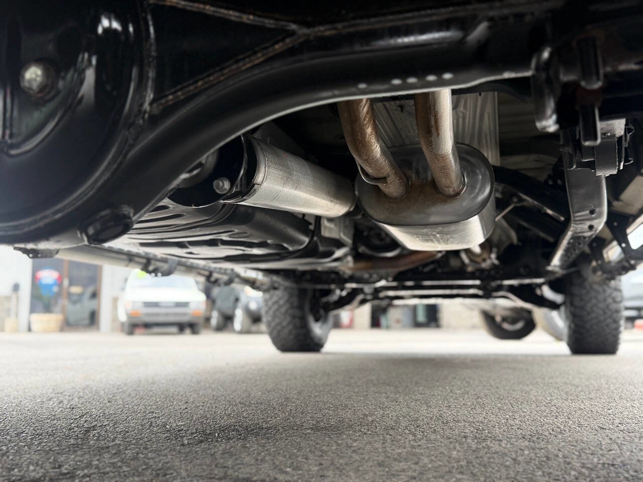 Used 2017 Toyota Tundra Limited w/ Limited Premium Package AWD/4WD image 73