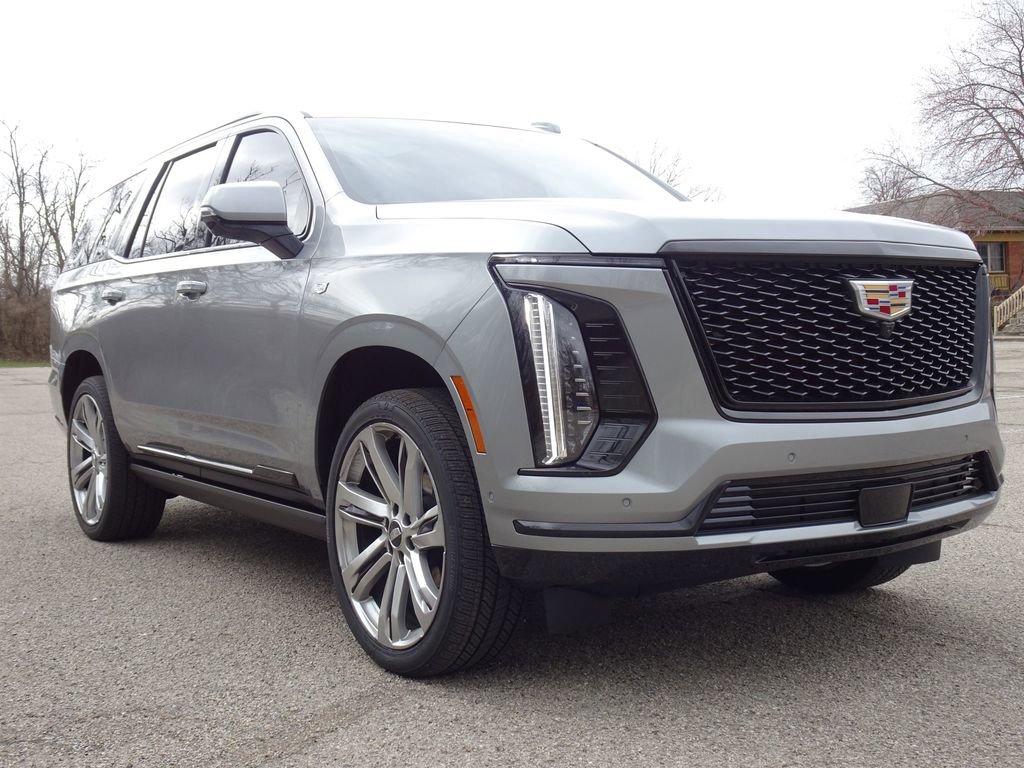 Certified 2025 Cadillac Escalade Sport Platinum w/ LPO, Floor Liner Package image 6