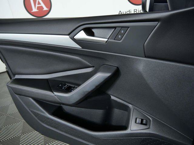 Used 2026 Volkswagen Jetta Sport FWD image 19