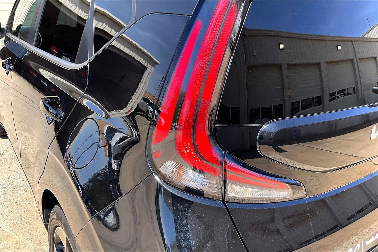 Used 2023 Kia Soul EX FWD image 27