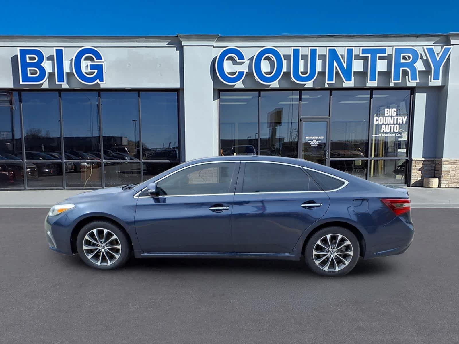 Used 2017 Toyota Avalon XLE FWD image 8