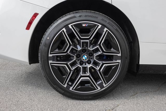 New 2026 BMW iX xDrive60 w/ M Sport Package AWD/4WD image 10