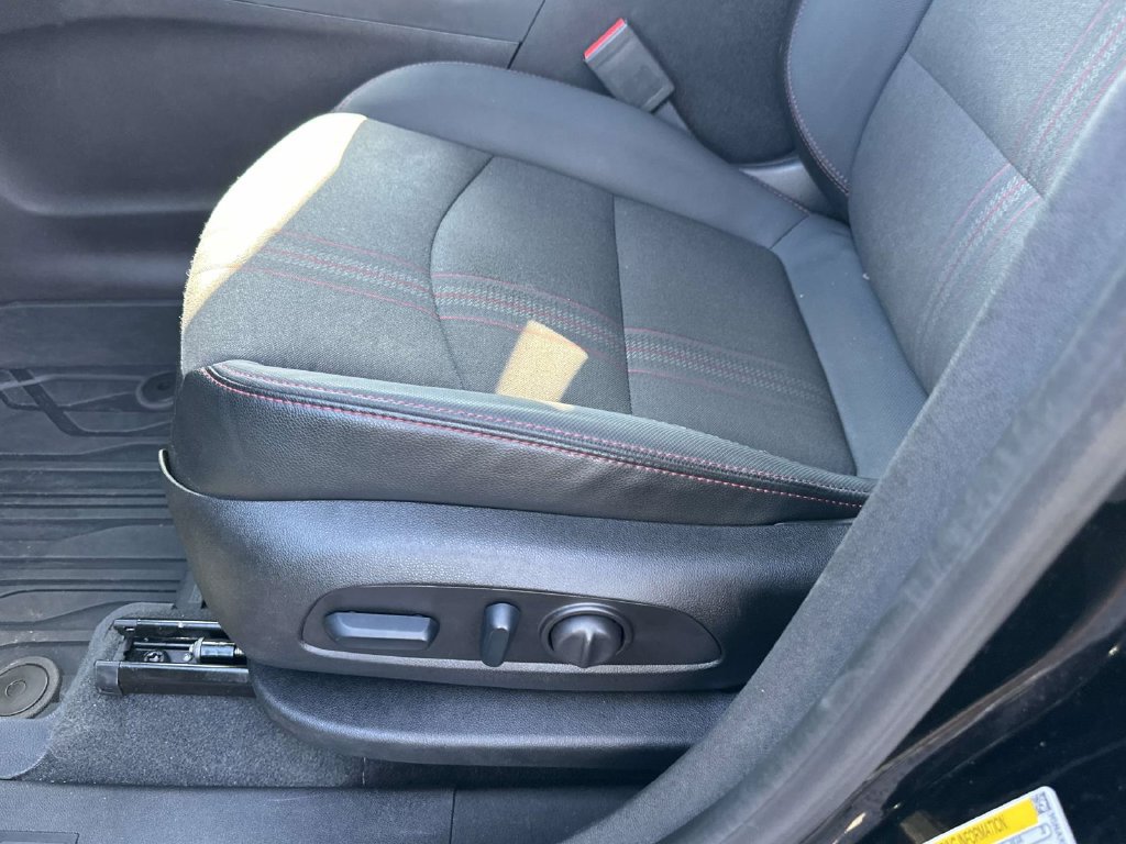 Used 2024 Chevrolet Equinox RS w/ LPO, Floor Liner Package FWD image 19