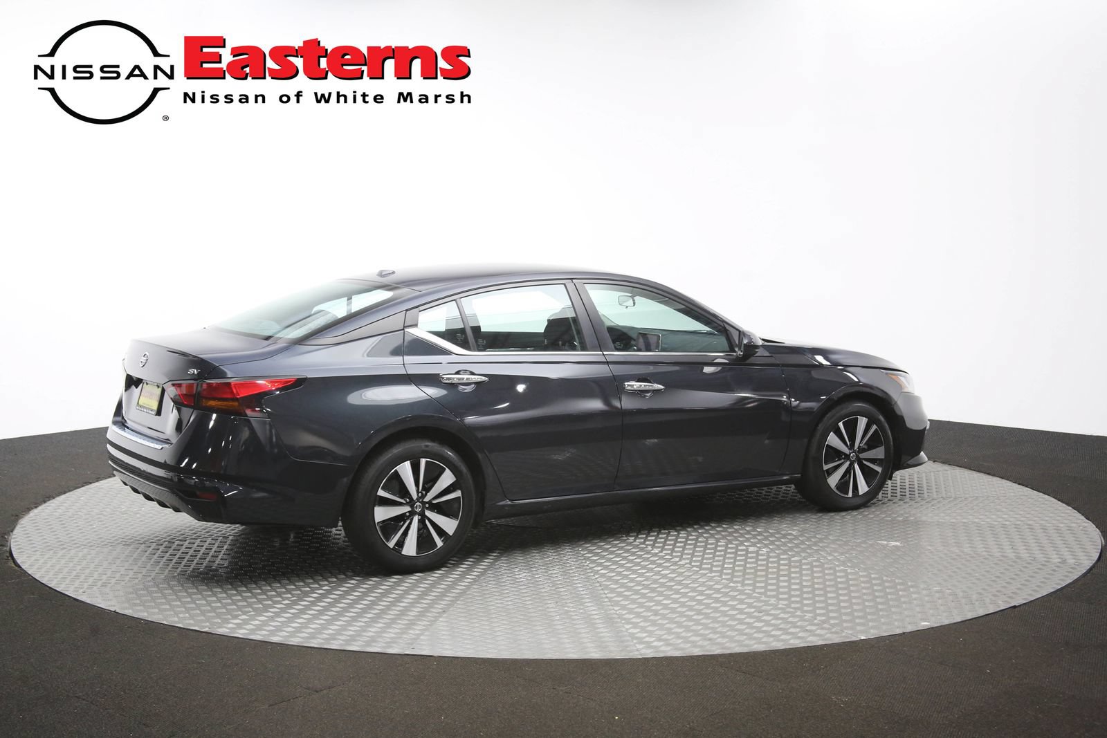 Used 2022 Nissan Altima 2.5 SV FWD image 44