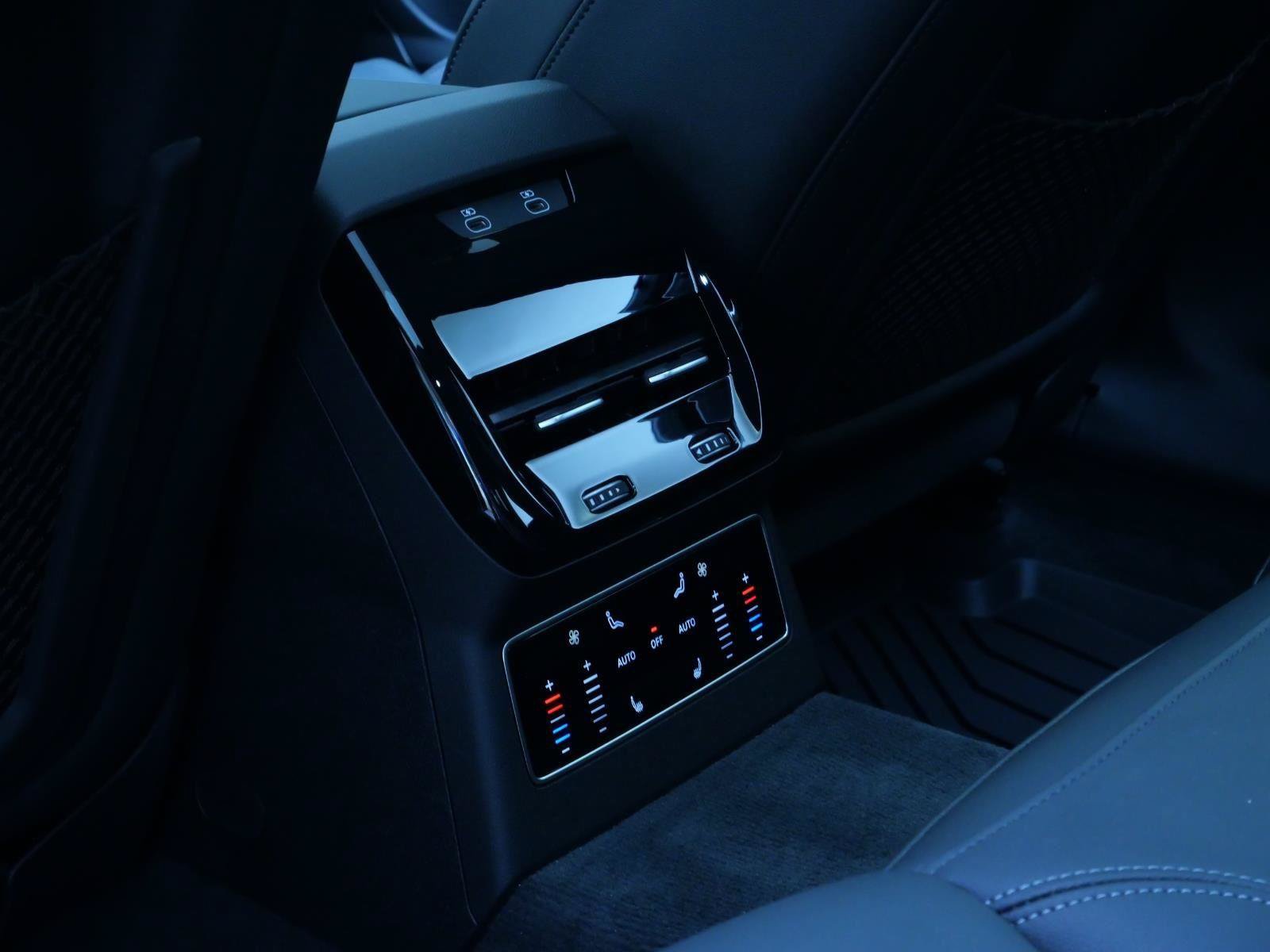 New 2026 Audi A6 Premium Plus AWD/4WD image 30