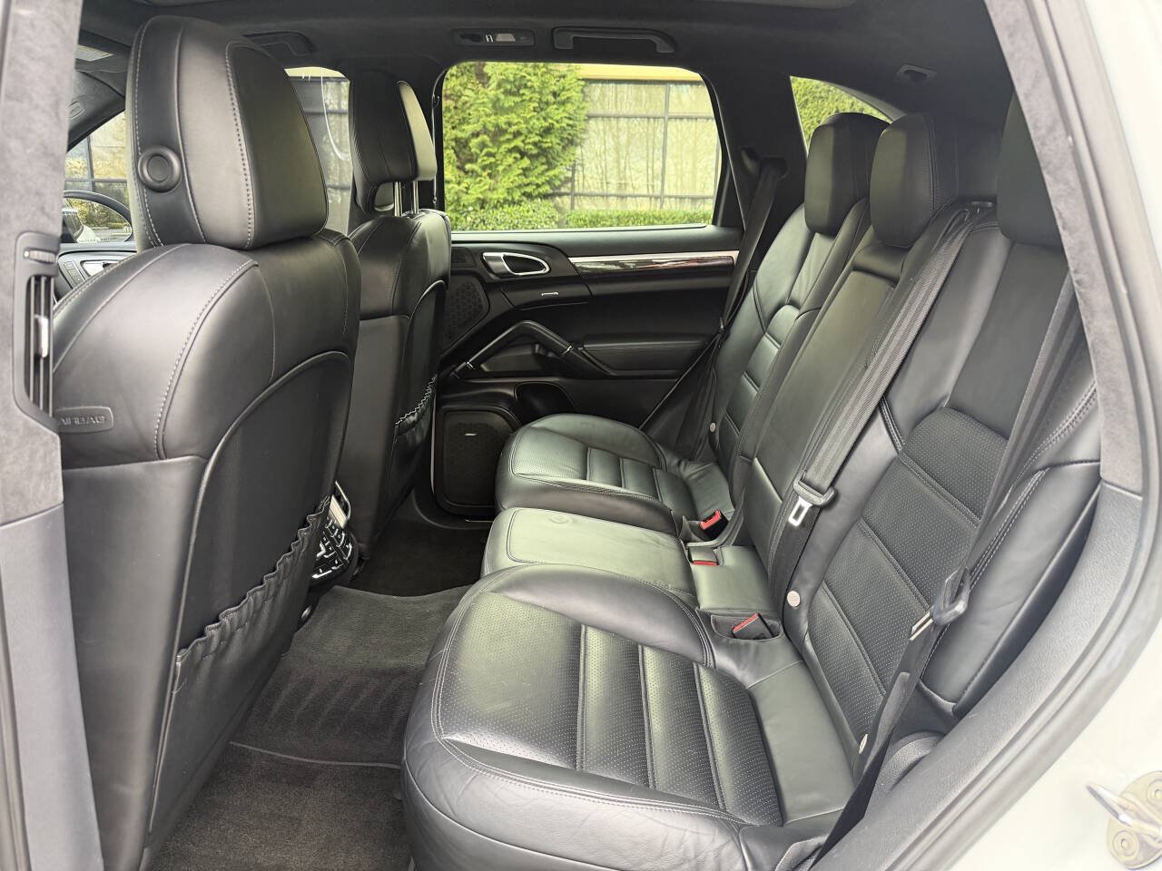Used 2013 Porsche Cayenne Turbo AWD/4WD image 26