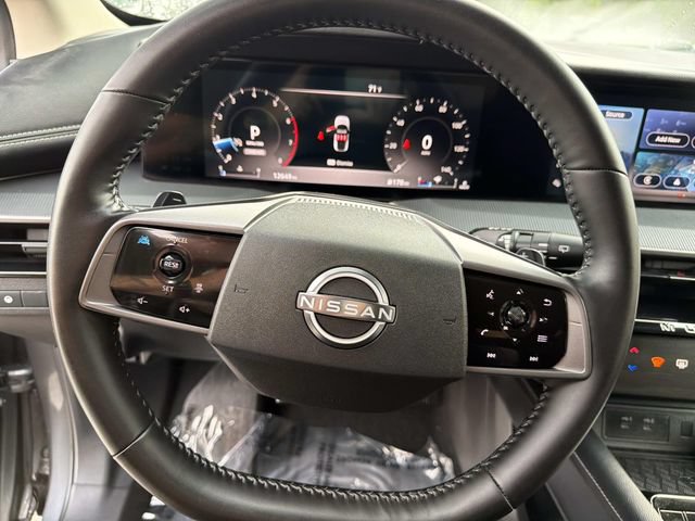 Used 2025 Nissan Murano SV AWD/4WD image 25