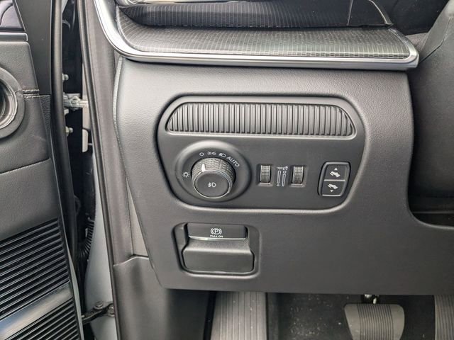 New 2024 Jeep Grand Wagoneer Series II w/ Quick Order Packagew 28T image 15