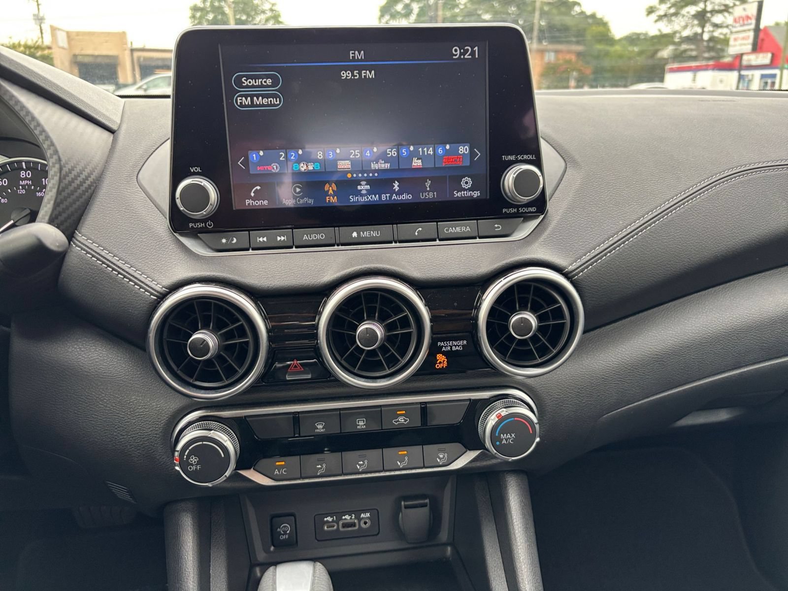 Used 2025 Nissan Sentra SV FWD image 14
