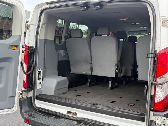 Used 2016 Ford Transit 350 XLT RWD image 10