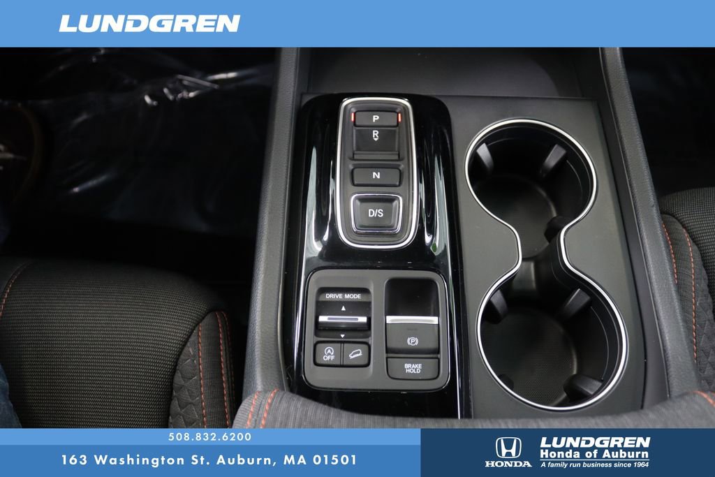 Used 2023 Honda Pilot Sport image 28