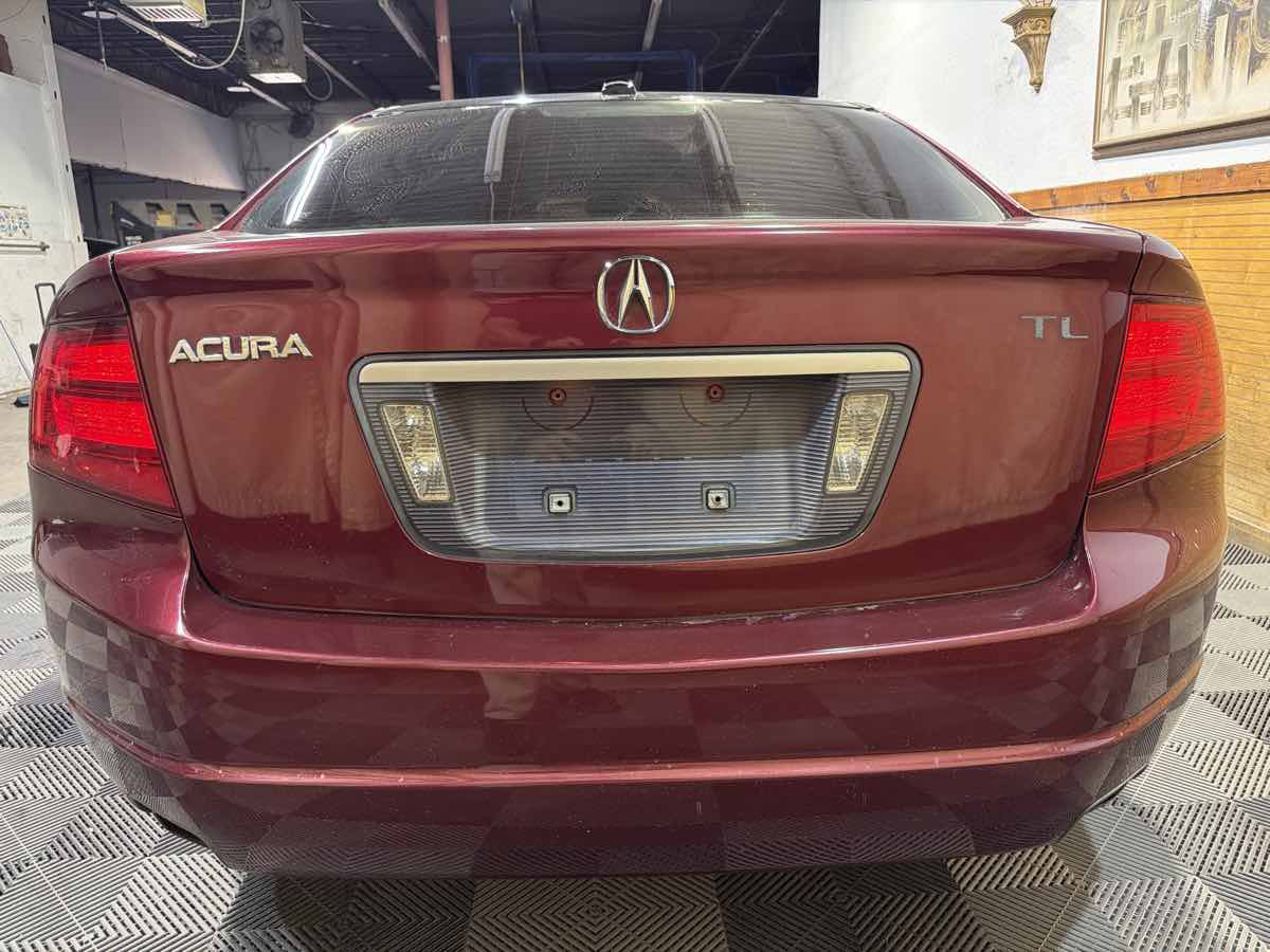 Used 2005 Acura TL FWD image 4