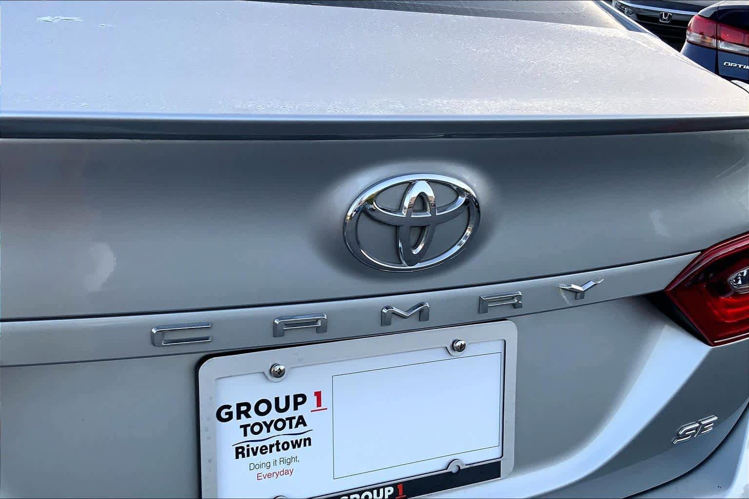 Used 2021 Toyota Camry SE FWD image 30