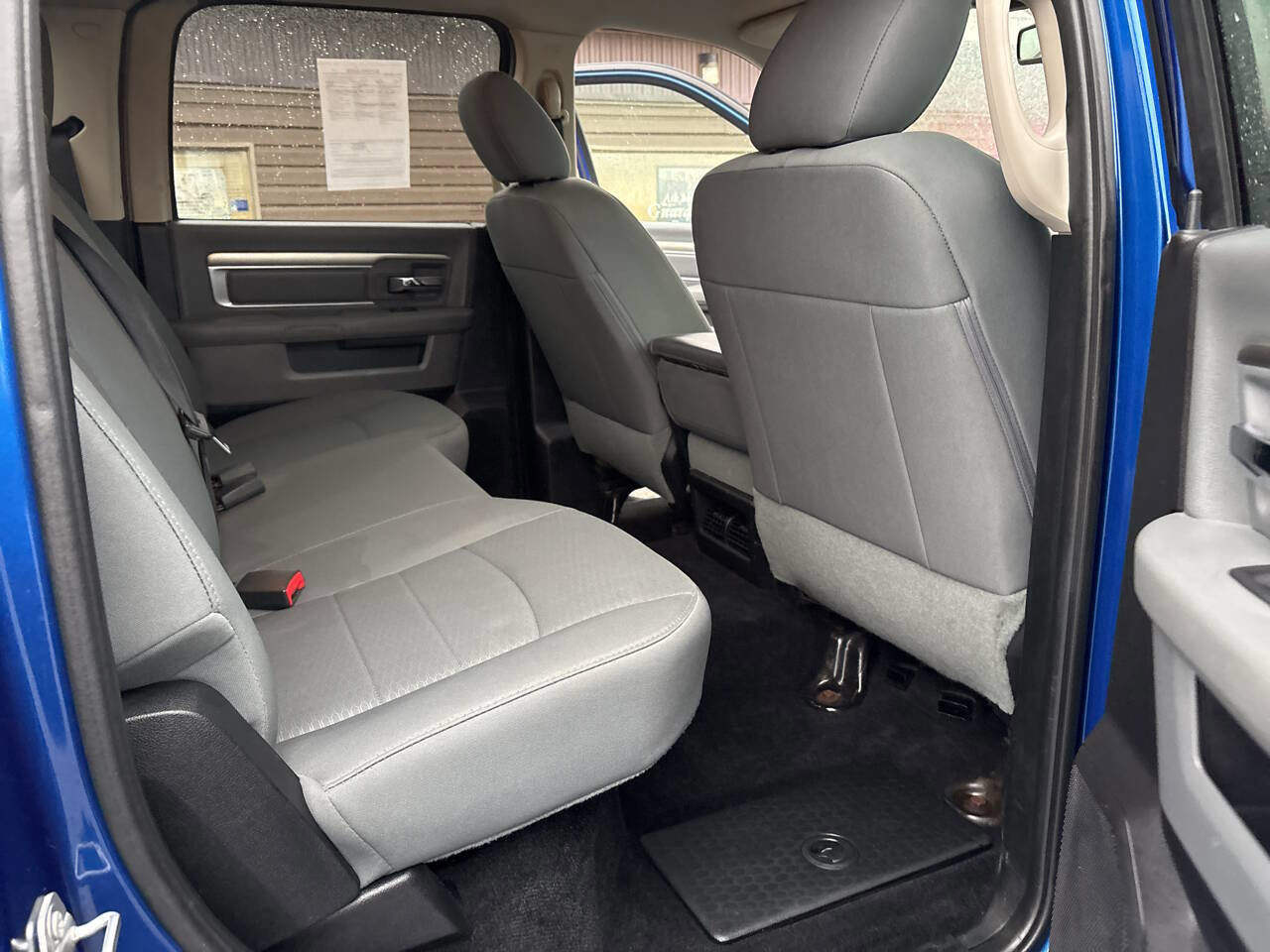 Used 2016 RAM 1500 Classic SLT image 9