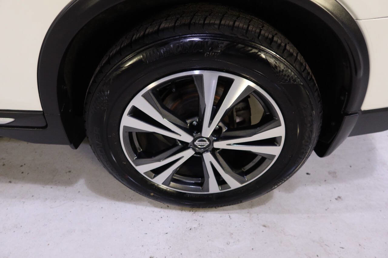 Used 2017 Nissan Rogue SL w/ SL Premium Package image 35